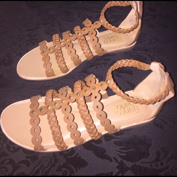 Flat sandals - Picture 3 of 4